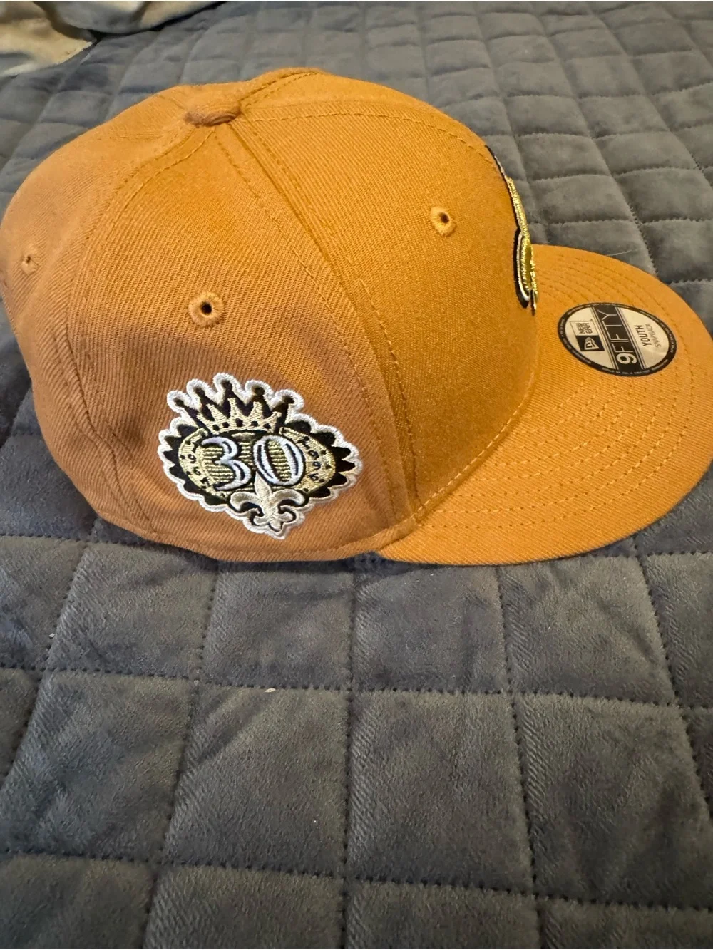 New Era gold Fleur-de-Lis 9FIFTY Youth Snapback Hat